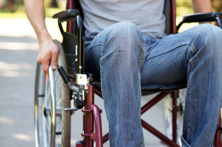 住宅改修工事　手すりの取り付け