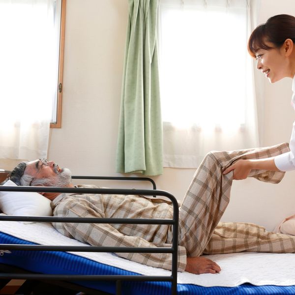 石川県でリハビリシューズの販売をお探しならWebたるるへ